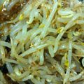 atsuryoku鍋's cooksnap of when they made やみつき！モヤシとワカメのピリ辛和え.
