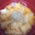 シナニコ's cooksnap of when they made カリカリじゃこと白菜の味噌汁.