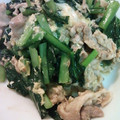 kopimama's cooksnap of when they made 家族に元気を、小松菜と豚バラと玉子炒め.