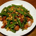 きんさんぎんさん's cooksnap of when they made シーセージとスナップエンドウのバター醤油.