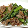 菜都樹ＳＡＩ's cooksnap of when they made にんにくの芽と牛肉の炒め物.