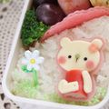 saorin＊＊'s cooksnap of when they made キャラ弁♪型ぬきで簡単おすわりクマちゃん.