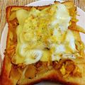 kapparappa's cooksnap of when they made 玉葱と卵のチーズトースト.