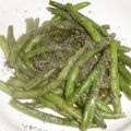 toshiebaba's cooksnap of when they made インゲンの簡単ゴマ和え.