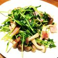 0chan777's cooksnap of when they made 豆苗とベーコン☆ぶなしめじのバター炒め　.
