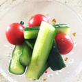 あかめがねはん's cooksnap of when they made たたききゅうりとプチトマトの節つゆマリネ.
