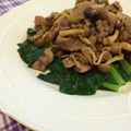 :michael:'s cooksnap of when they made 牛肉としめじのＷ味噌マヨ炒め.