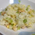 さとかん's cooksnap of when they made 海老セロリのほんのりナンプラー混ぜごはん.