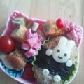 harumoca87's cooksnap of when they made 型抜きで☆簡単☆アニマルキャラ弁当.