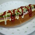 reiyan1956's cooksnap of when they made 簡単☆ロールパンのハム＆チーズのサンド.