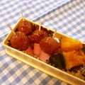 berry_a's cooksnap of when they made キャラ弁☆どんぐりソーセージ.