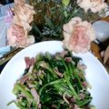 りりり♪'s cooksnap of when they made ベーコンとほうれん草の炒め.