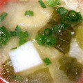ともまま711's cooksnap of when they made 長芋と油揚げのお味噌汁.