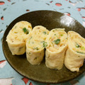赤い電話's cooksnap of when they made 彩り♡桜えびとネギの卵焼き.