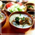 にけ☆★'s cooksnap of when they made 舞茸と崩し豆腐のすりゴマ豆乳味噌汁.