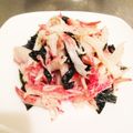 IzumI５'s cooksnap of when they made 超簡単！お弁当にも★わかめとカニカマ和え.
