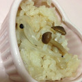 ひろカ's cooksnap of when they made 新玉葱としめじの炊き込みご飯.