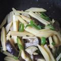 ano．'s cooksnap of when they made めんつゆで簡単チンジャオロース風.