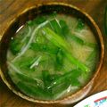 mogu2sana's cooksnap of when they made ニラもやしの味噌汁♡.
