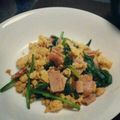 arakochan's cooksnap of when they made 彩り鮮やか♥ベーコン卵ホウレンソウ炒め.