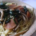 sumimio's cooksnap of when they made 魚肉ソーセージとほうれん草のパスタ.
