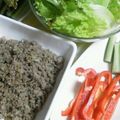 紋次郎1997's cooksnap of when they made 野菜たっぷり肉味噌とご飯をレタスに包んで.