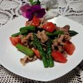 ☆むさし☆'s cooksnap of when they made カリカリ豚とカラフル野菜のサラダ.