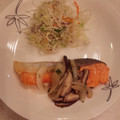 かじゅままん's cooksnap of when they made 秋鮭のソテー たまねぎを添えて♪.