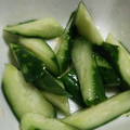 muuuuzn's cooksnap of when they made 我が家のきゅうりの浅漬け.