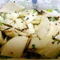 Giabbico's cooksnap of when they made 葉っぱも一緒に♪かぶの和風なサラダ.