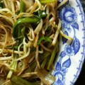 すがまっち's cooksnap of when they made もやしとにらの炒め物.