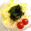 こはる・▽・'s cooksnap of when they made 簡単！もやしとわかめのサラダ♪.