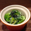 Artigiano's cooksnap of when they made サニーレタスときゅうりの酢の物.