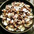 リオレイアリオレウス's cooksnap of when they made 簡単！アサリの酒蒸しバターにんにく風味.