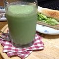 秋冬ロケット's cooksnap of when they made 便秘改善ジュース(豆乳+小松菜+バナナ).