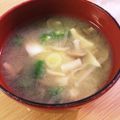 ほのかのんっち's cooksnap of when they made オクラと豆腐の味噌汁.