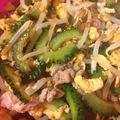 もんちゃもん's cooksnap of when they made ゴーヤと豚肉の炒めもの☆いりたまご入り.