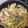 まろちゃん♥︎ぽぽ's cooksnap of when they made ジャガイモと豚肉のマヨ炒め.