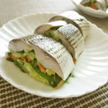 簡単手抜きママ's cooksnap of when they made コノシロの酢じめと野菜の押し寿司.