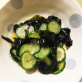 みぞーすきー's cooksnap of when they made さっぱり♪きゅうりとわかめの即席酢の物.