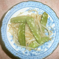 白いぐれーぷ's cooksnap of when they made もやし&絹さやのピリ辛オイスター炒め.