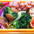 みやかよちゃん's cooksnap of when they made お弁当に♡ブロッコリーの梅肉和え.