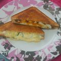 asamiiiii♡'s cooksnap of when they made ドライカレー残ったらホットサンド.