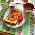 ともちゃん（＾０＾）'s cooksnap of when they made 玉葱ベーコン人参の生姜入りコンソメスープ.