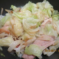 ちゃみ's cooksnap of when they made キャベツ新玉ねぎ使う鮭ちゃんちゃん焼き風.