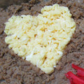よっち飯's cooksnap of when they made 抜き型で簡単☆動物そぼろ弁当♪.