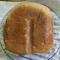 ♪おれんじ30♪'s cooksnap of when they made 残った黒豆煮汁でHB食パン.