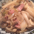 アス吉's cooksnap of when they made たっぷりきのこ炒め。白ワイン風.