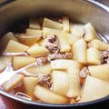 まりにゃそ's cooksnap of when they made 定番！豚肉と大根の煮物.