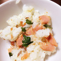 夕飯は６時です's cooksnap of when they made 鮭とシソの混ぜごはん.